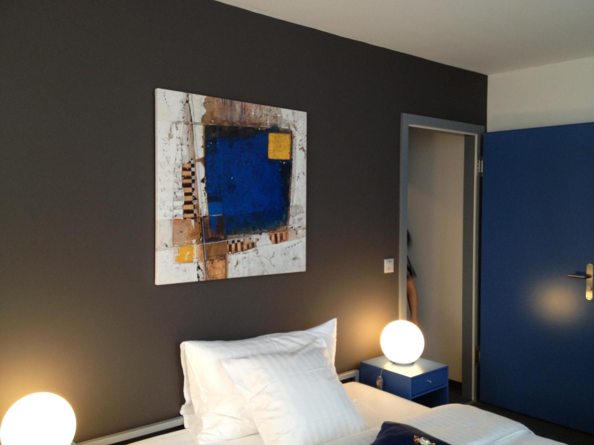 Au Boeuf Rouge Hotell Crassier Exteriör bild