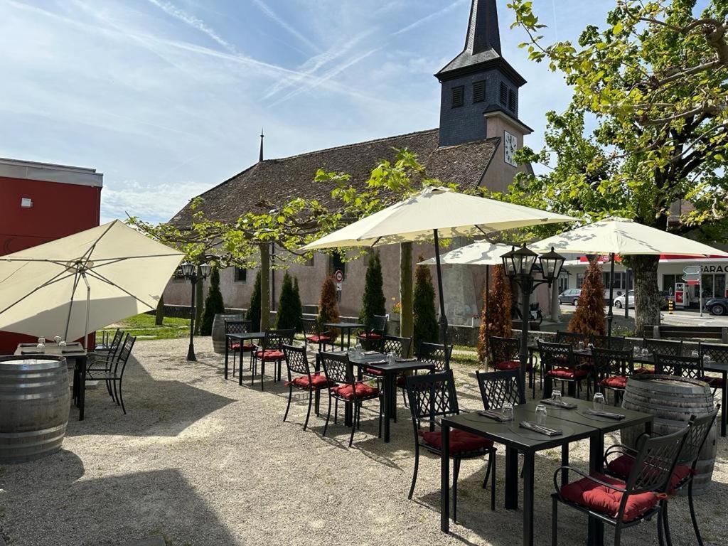 Au Boeuf Rouge Hotell Crassier Exteriör bild