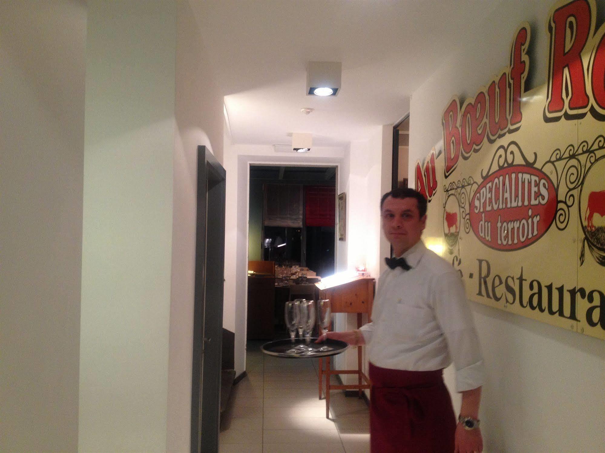 Au Boeuf Rouge Hotell Crassier Exteriör bild